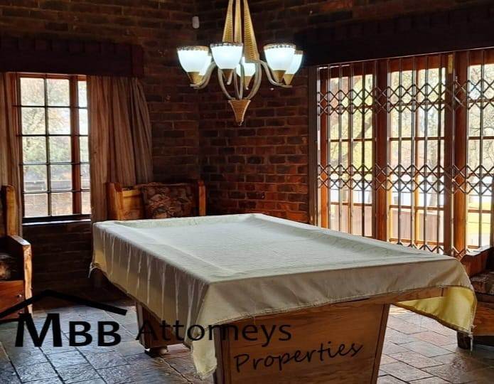 7 Bedroom Property for Sale in Viljoenskroon Free State